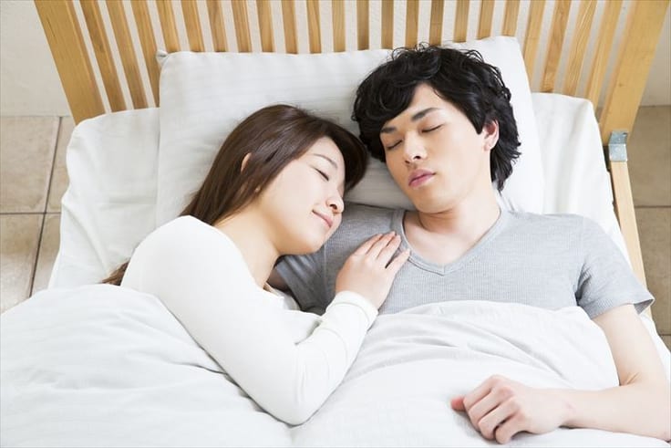添い寝だけの男性心理６選！女性の寝顔にキュンとくる訳とは？